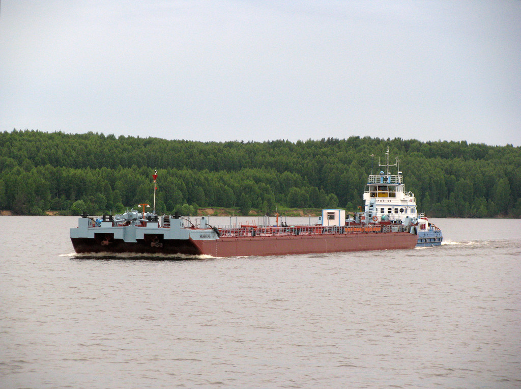 Наливная-2405, Урал-33