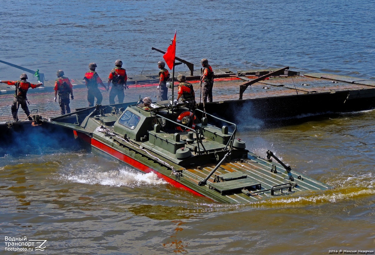 Неопознанное судно - тип БМК-460