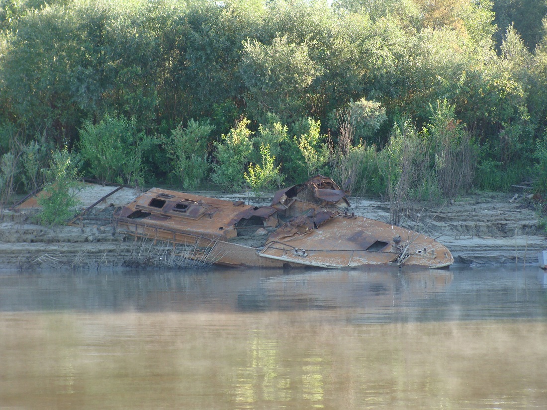 Неопознанное судно - проект Т-63. Обь-Иртышский бассейн