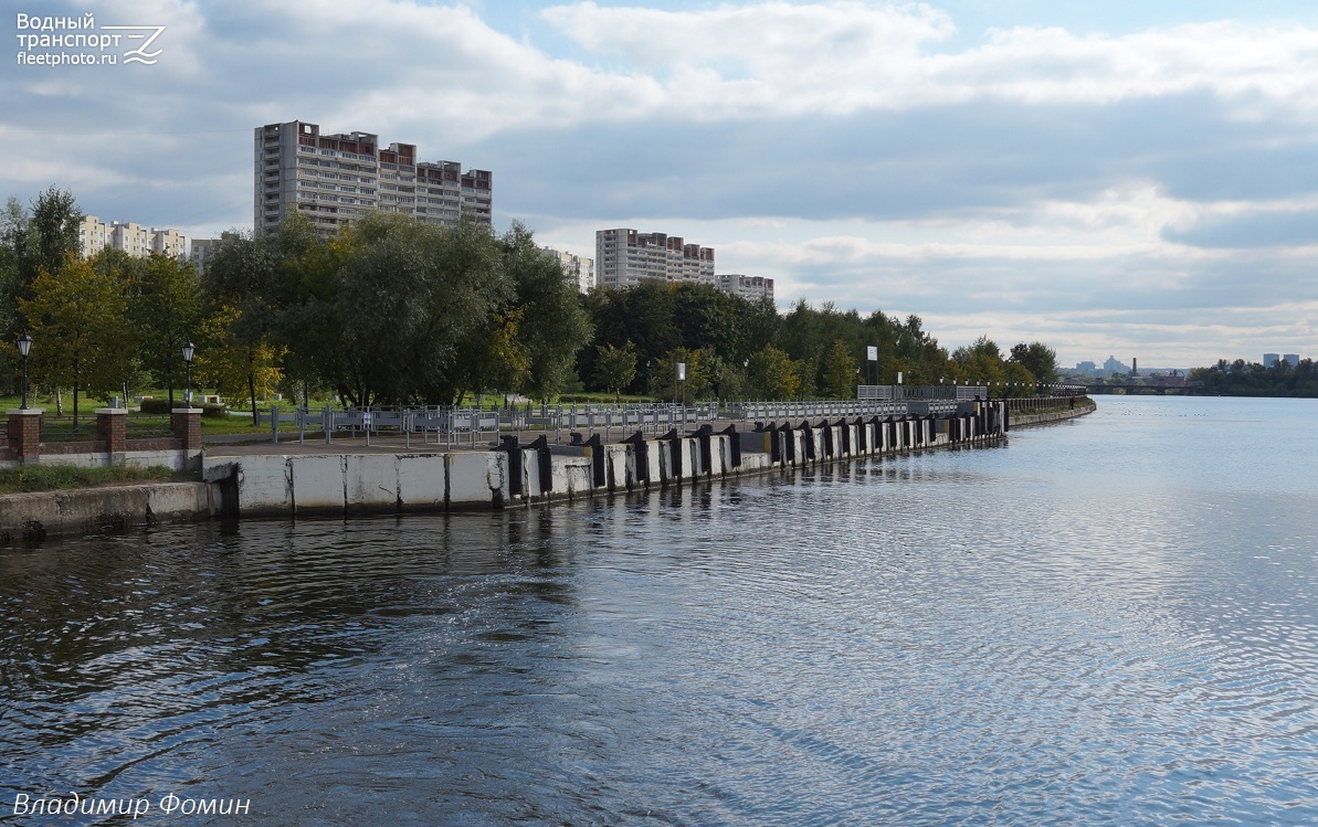 Причалы и пристани, Река Москва