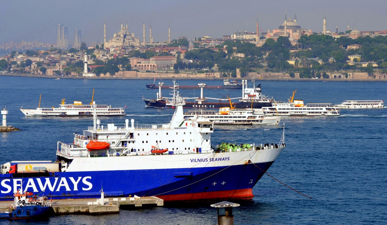 Vilnius Seaways. Надстройки, Стамбул