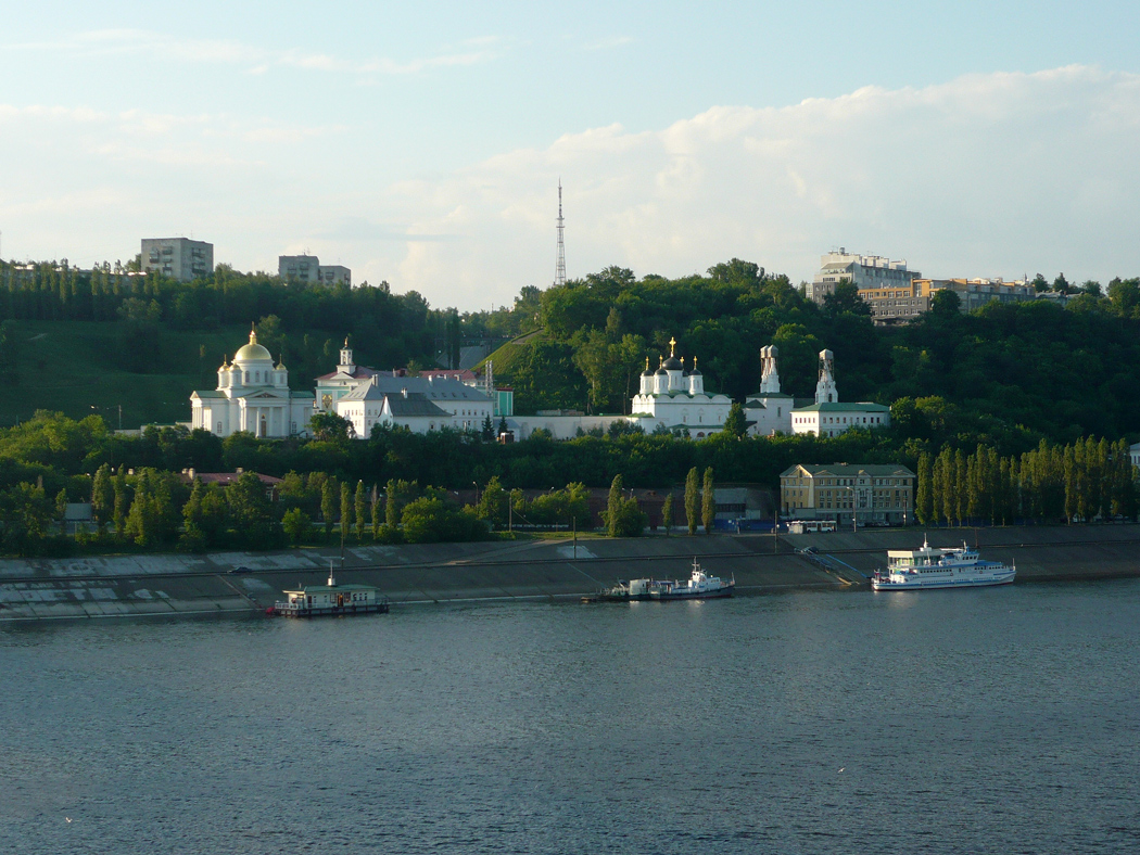 Дебаркадер-657, Орион-1, Плавбаза-25, Волга, Плавбаза-370. Река Ока