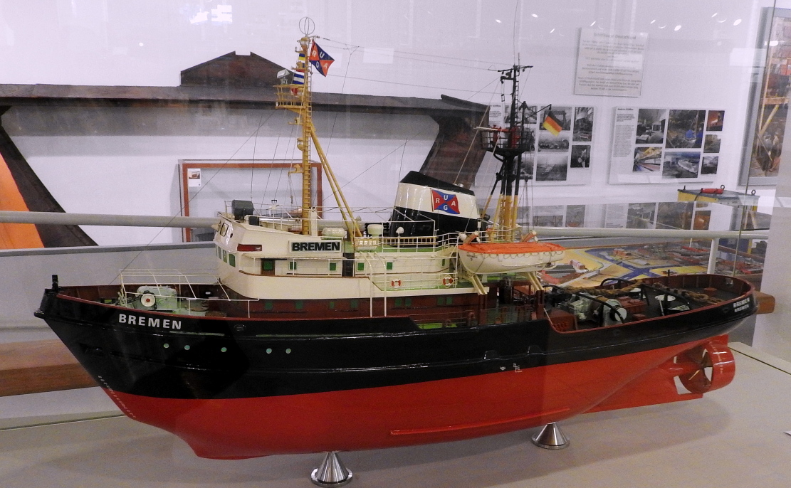 Petrola`s Oceanmaster 24. Модели гражданских судов