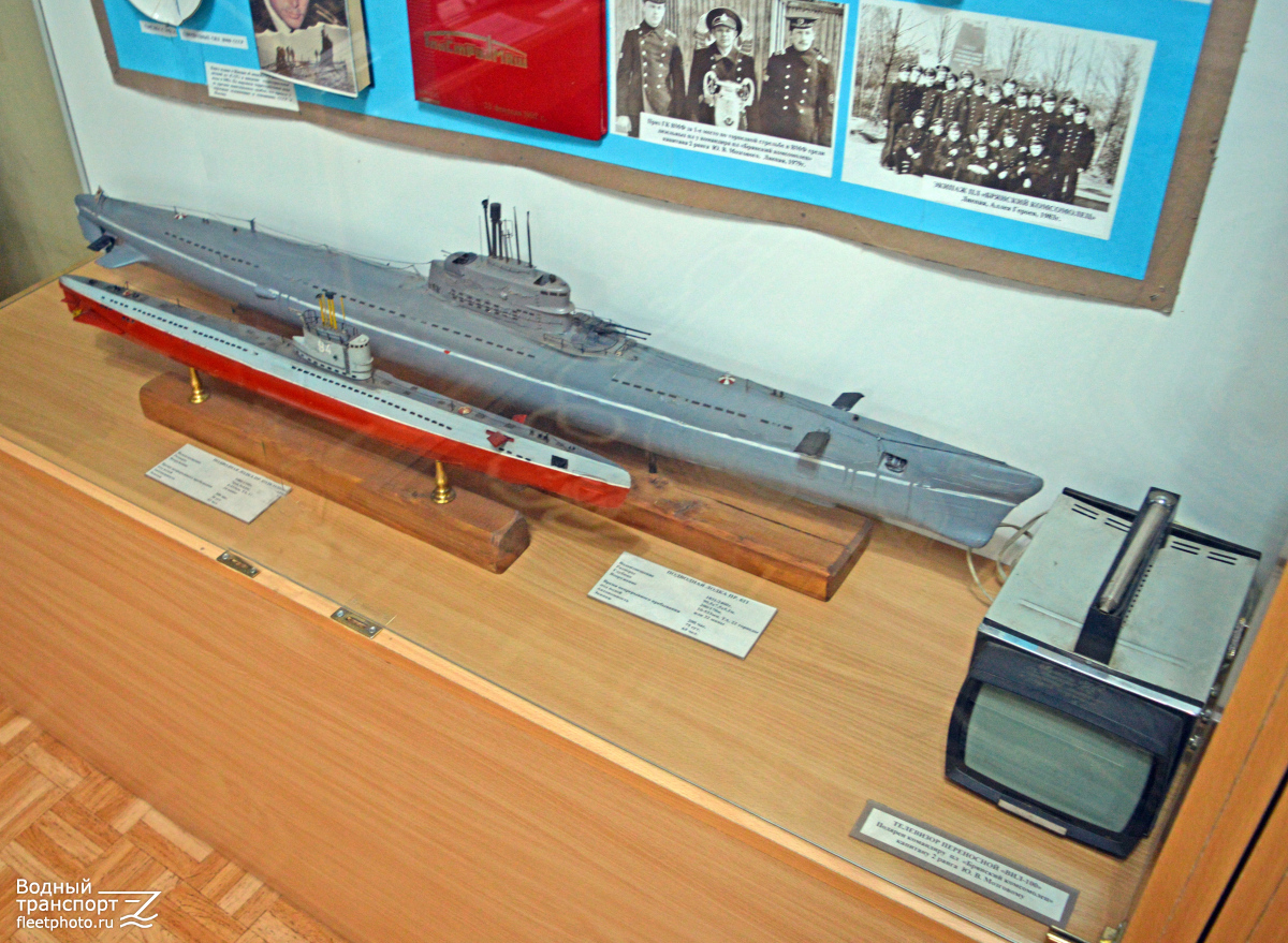 94. Модели боевых кораблей