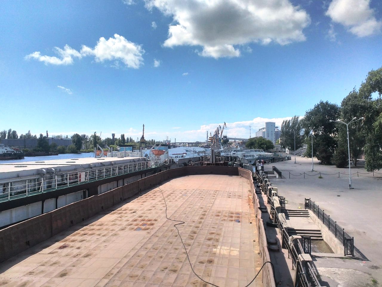 Ивано-Франковск. Виды из рубок и с ходовых мостиков