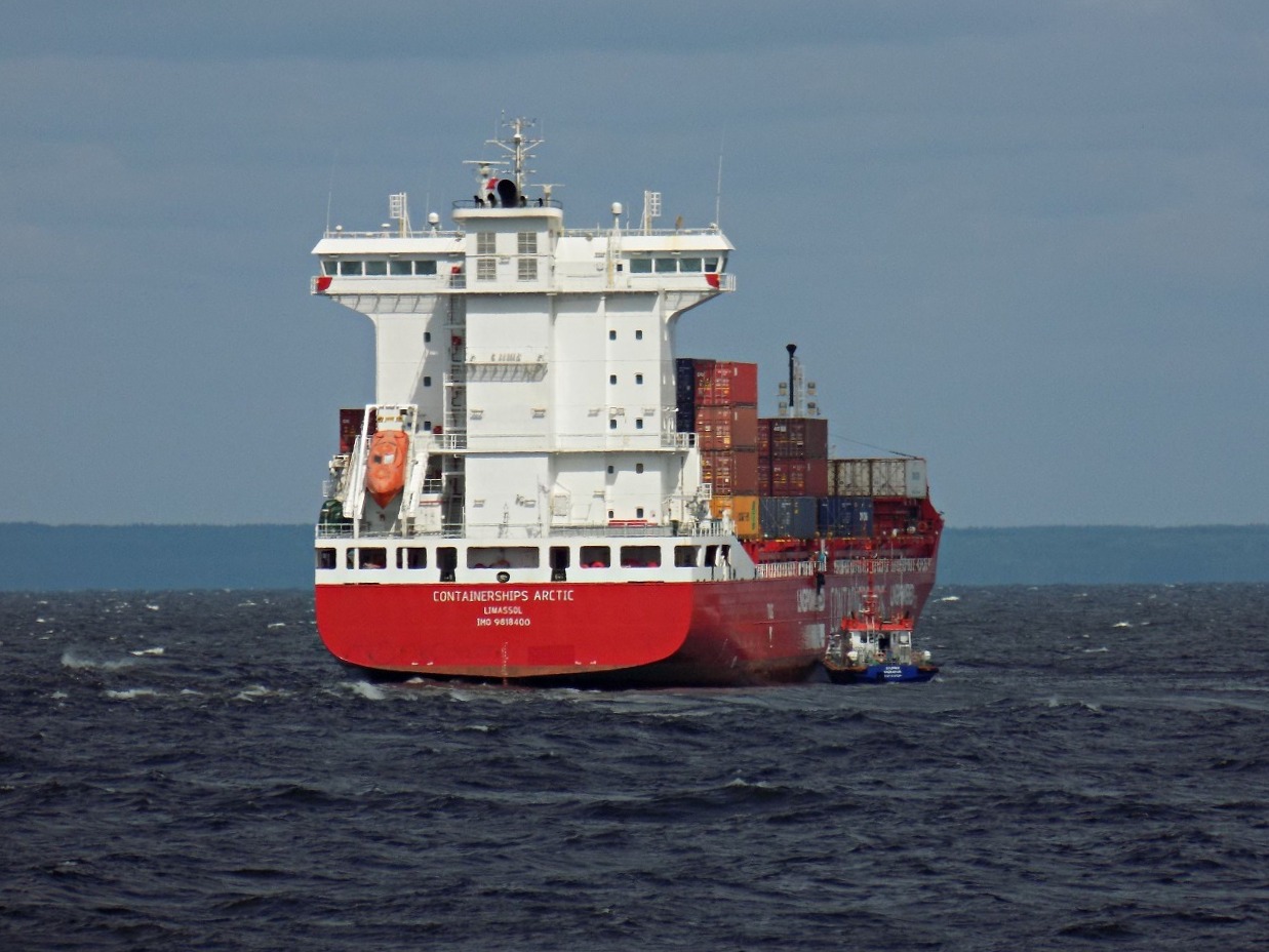 Containerships Arctic, Лоцман Баскаков