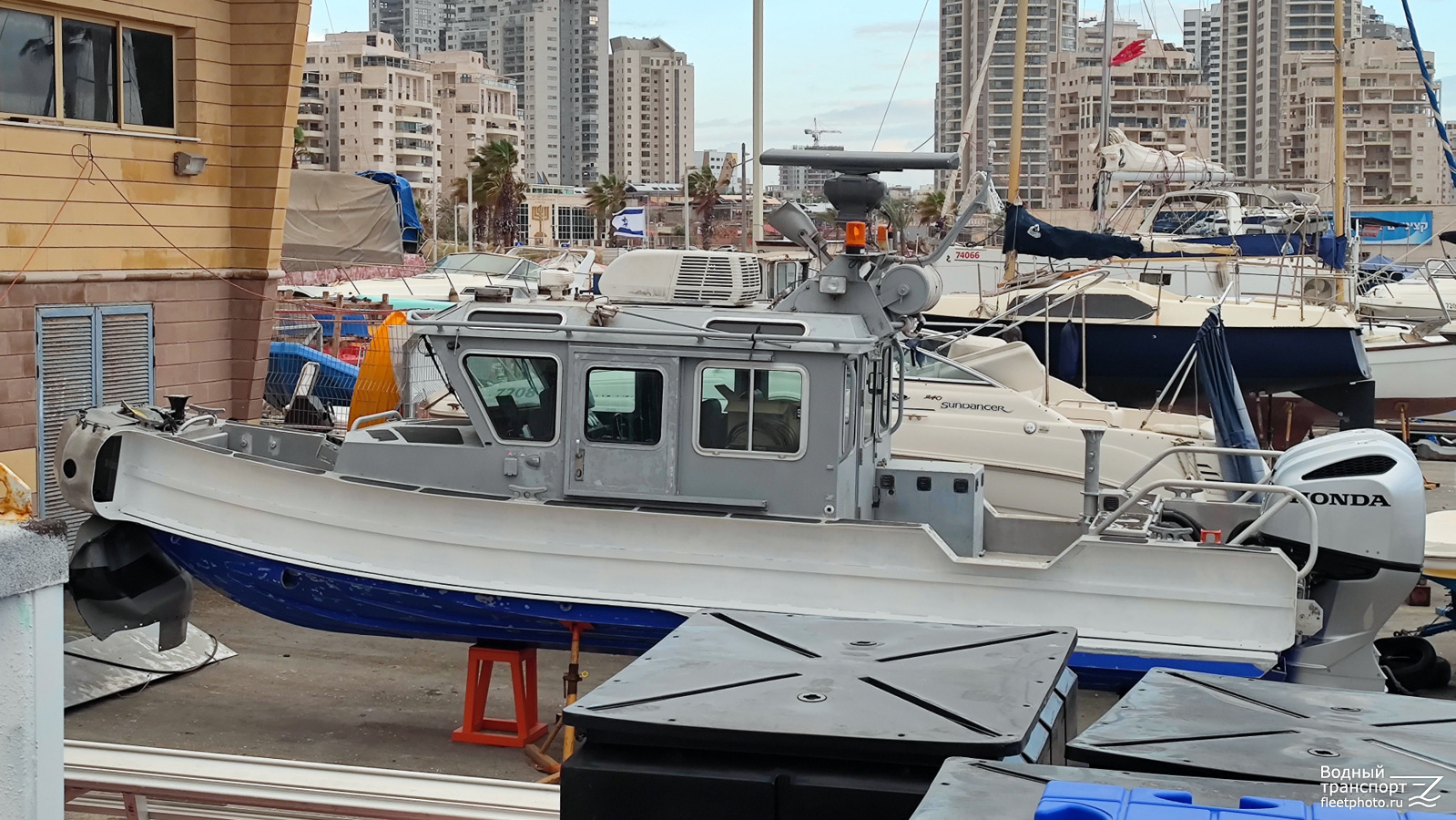 Неопознанное судно - тип SAFE Boats. Израиль