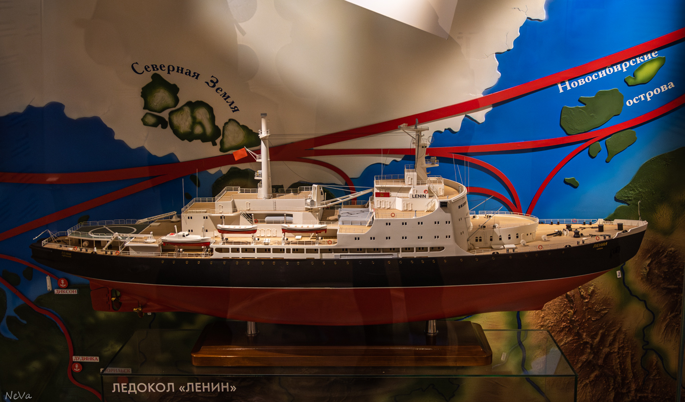 Ленин. Модели гражданских судов, Фотографии, сделанные на борту судов