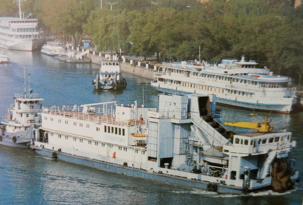 Краб, Алдан. Unidentified ships, Книги, фотоальбомы и периодические издания