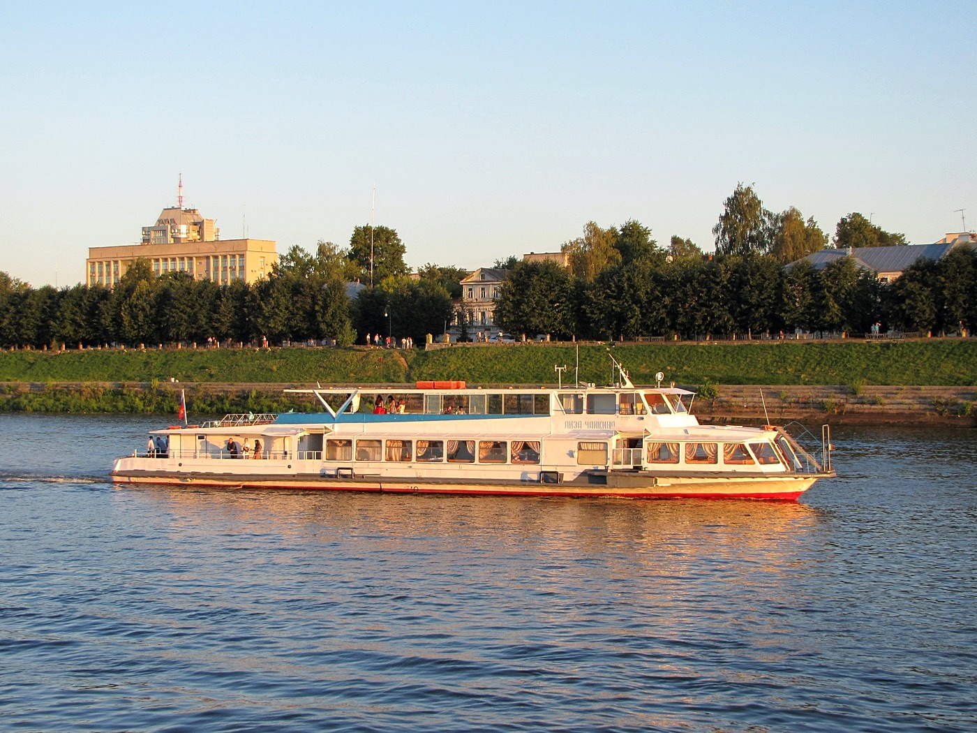 Лиза Чайкина