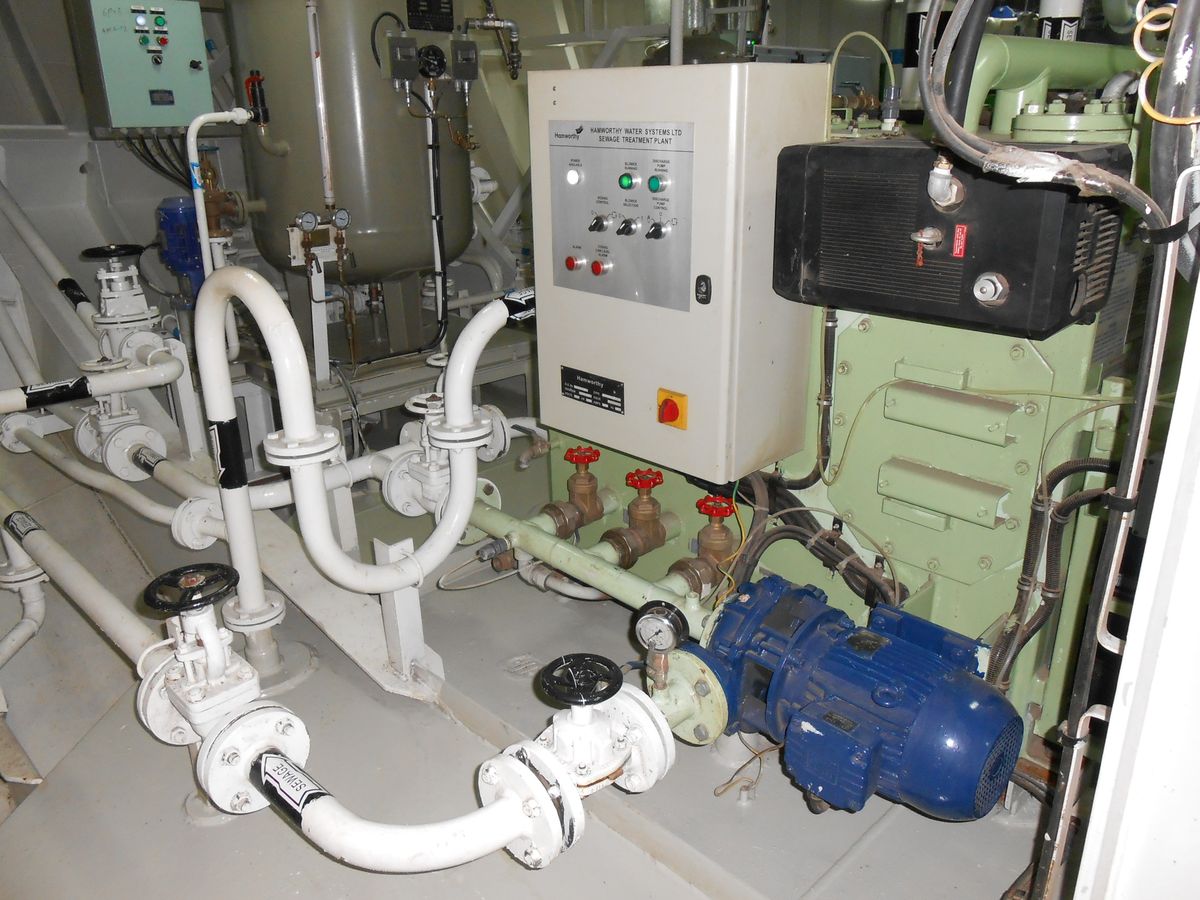 Clipper Newhaven. Engine Rooms, Elements and details