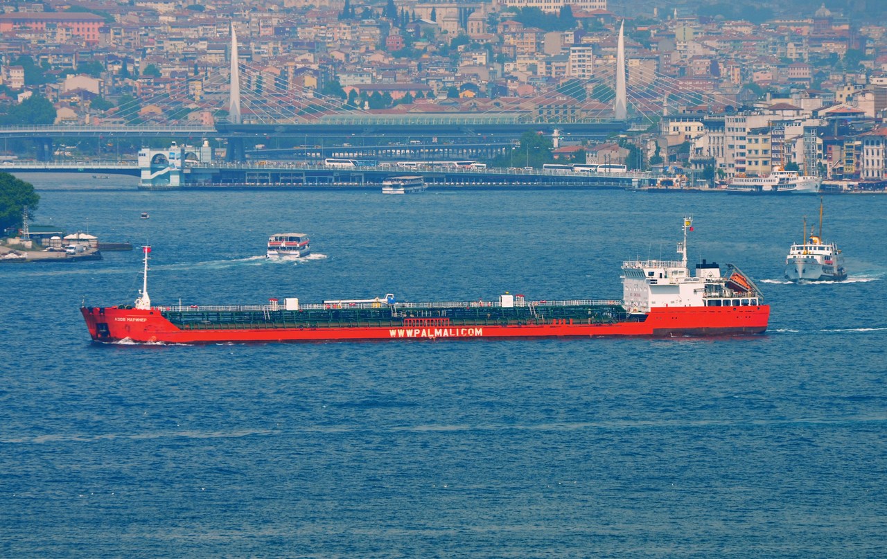 Azov Mariner
