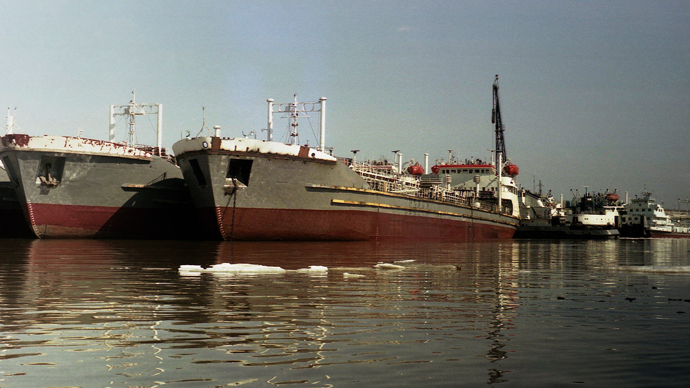 Волгонефть-252