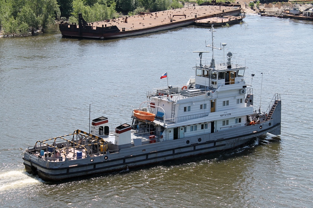 Урал-28