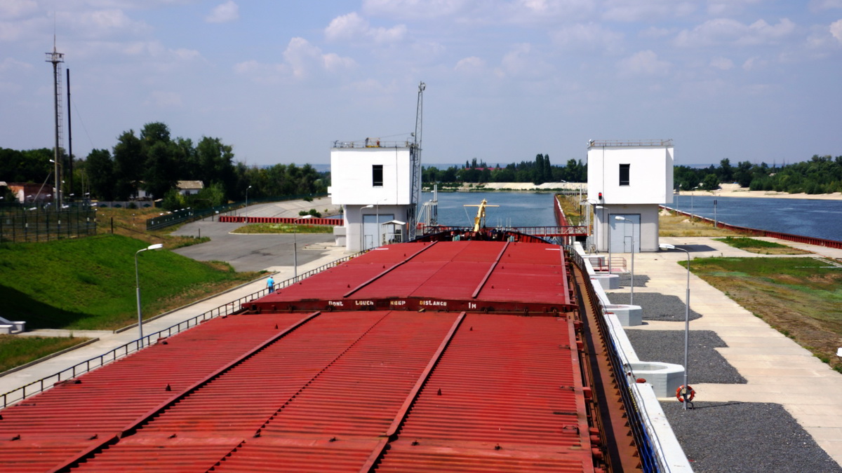 Петр Стрелков. View from wheelhouses and bridge wings