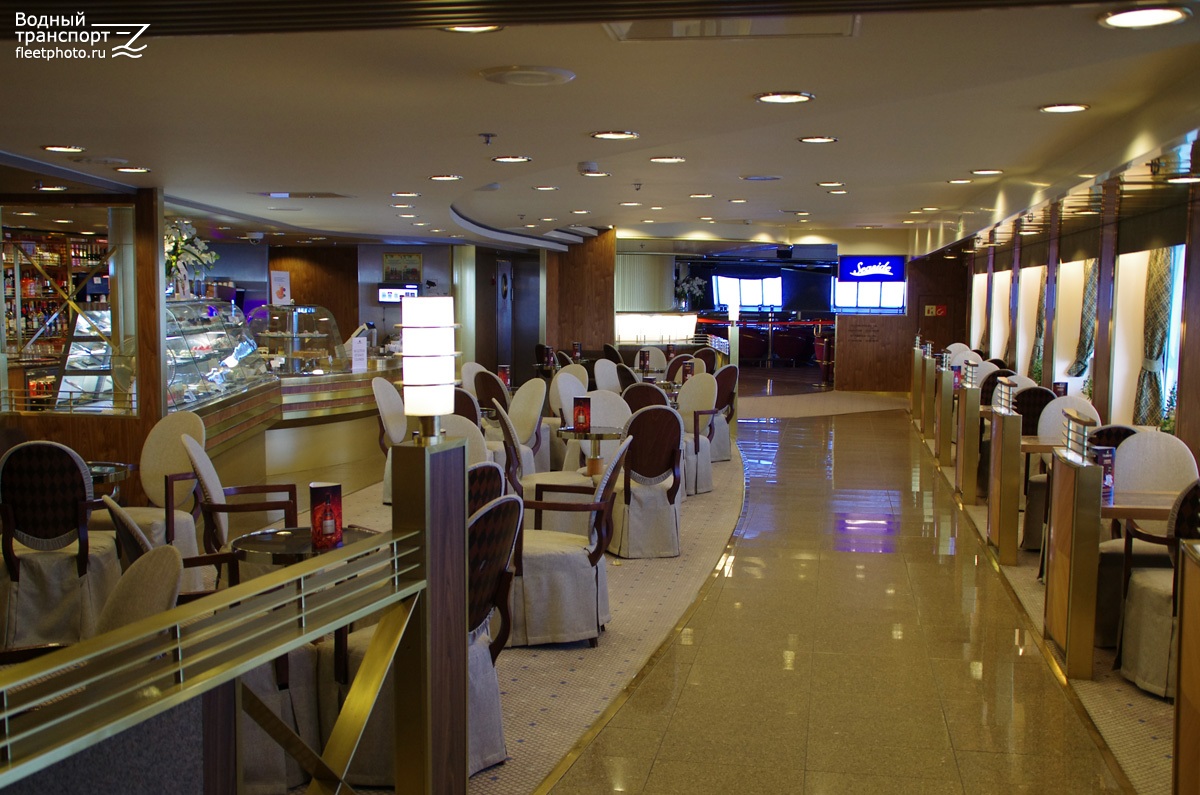 Romantika. Passenger Areas
