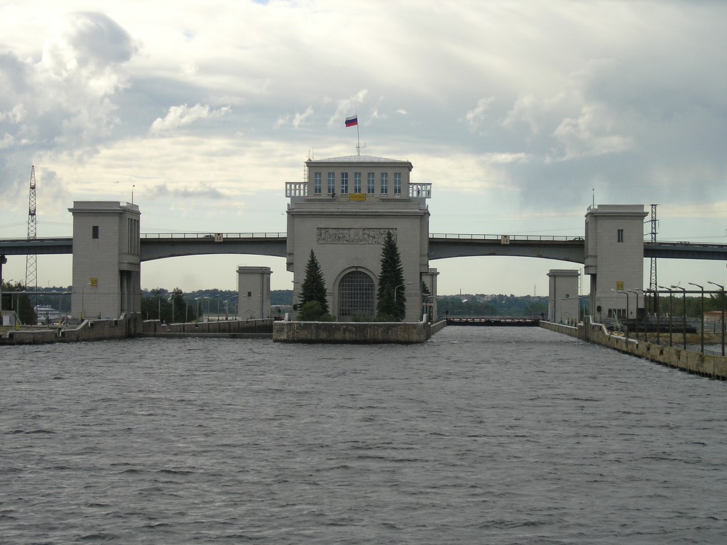 Городецкий гидроузел (шлюзы №№ 13/14 и 15/16)