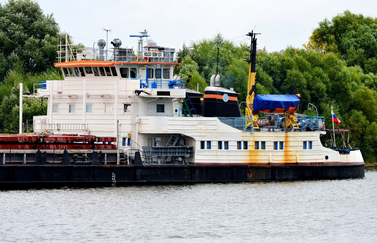 Волго-Дон 151. Vessel superstructures