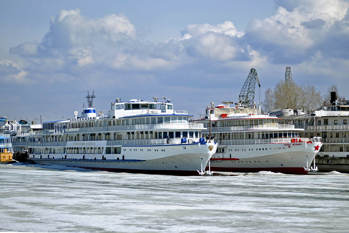 Екатерина Великая, Тарас Бульба
