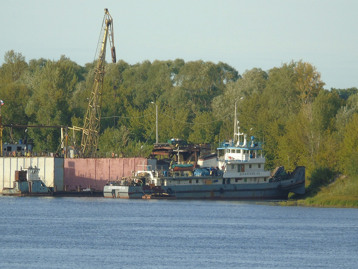 Док-кессон-2, Дунайский-44