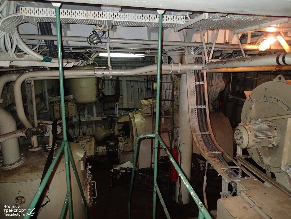 Академик Андреев. Engine Rooms
