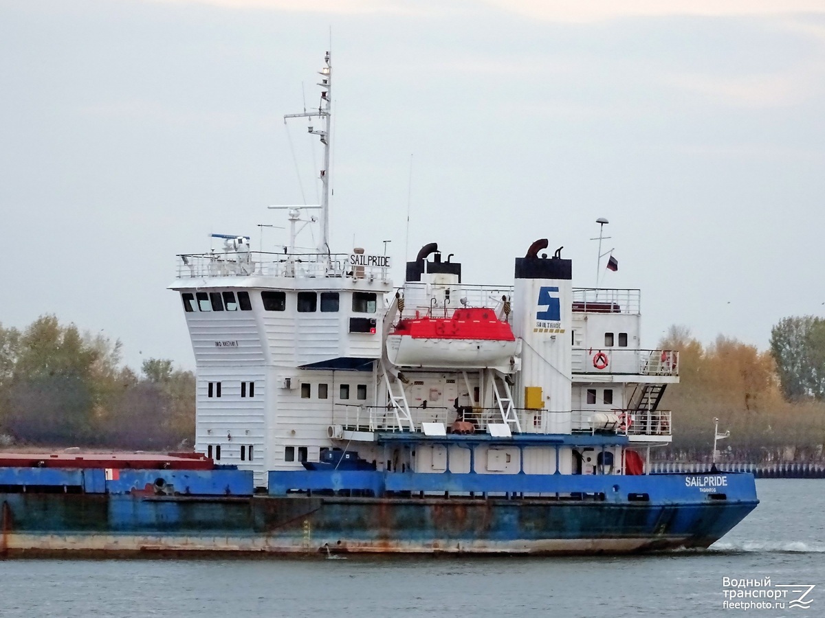 Сэйлпрайд. Vessel superstructures