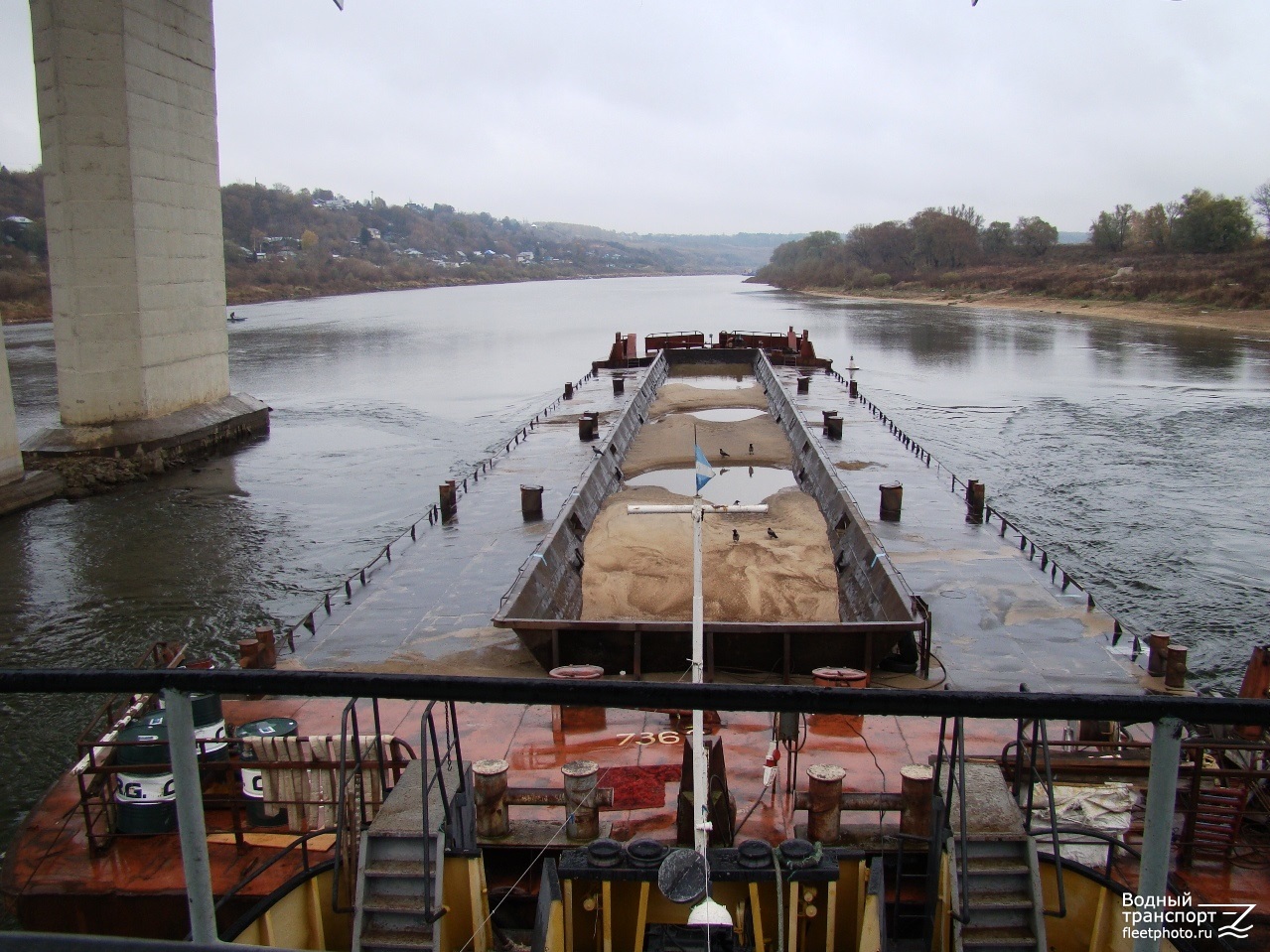 7369. Oka River, View from wheelhouses and bridge wings