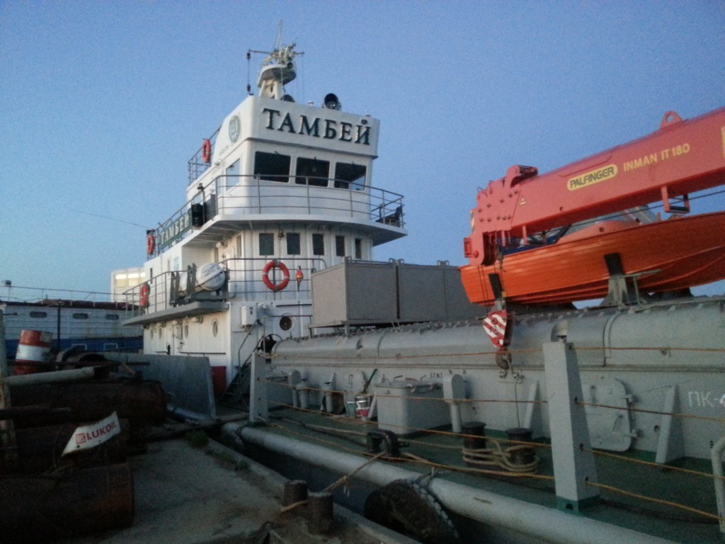 Тамбей. Vessel superstructures