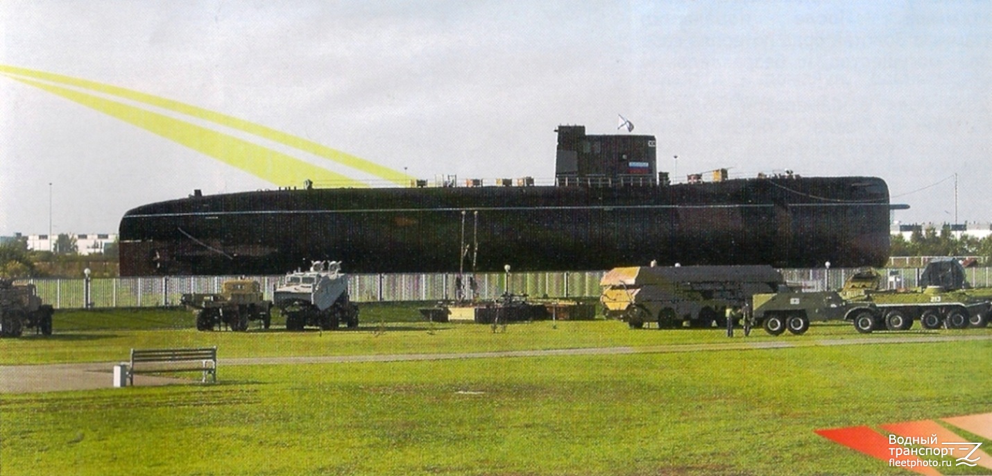Б-307. Книги, фотоальбомы и периодические издания