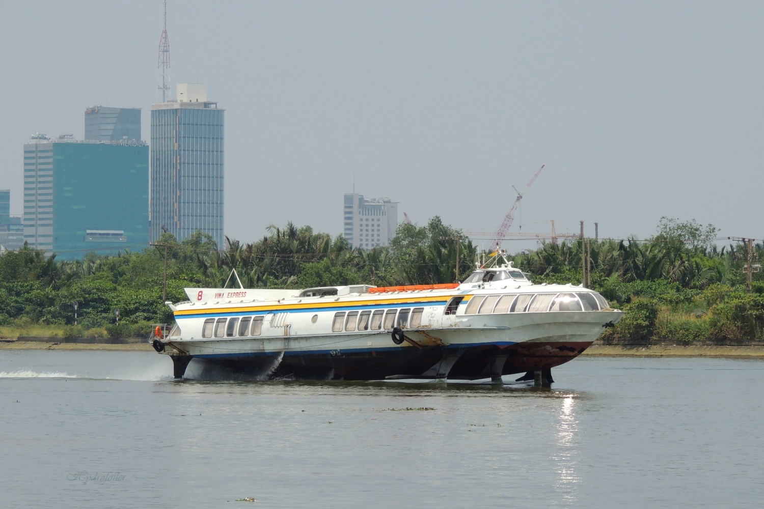 Vina Express 8