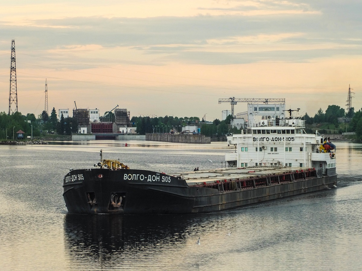 Волго-Дон 5105