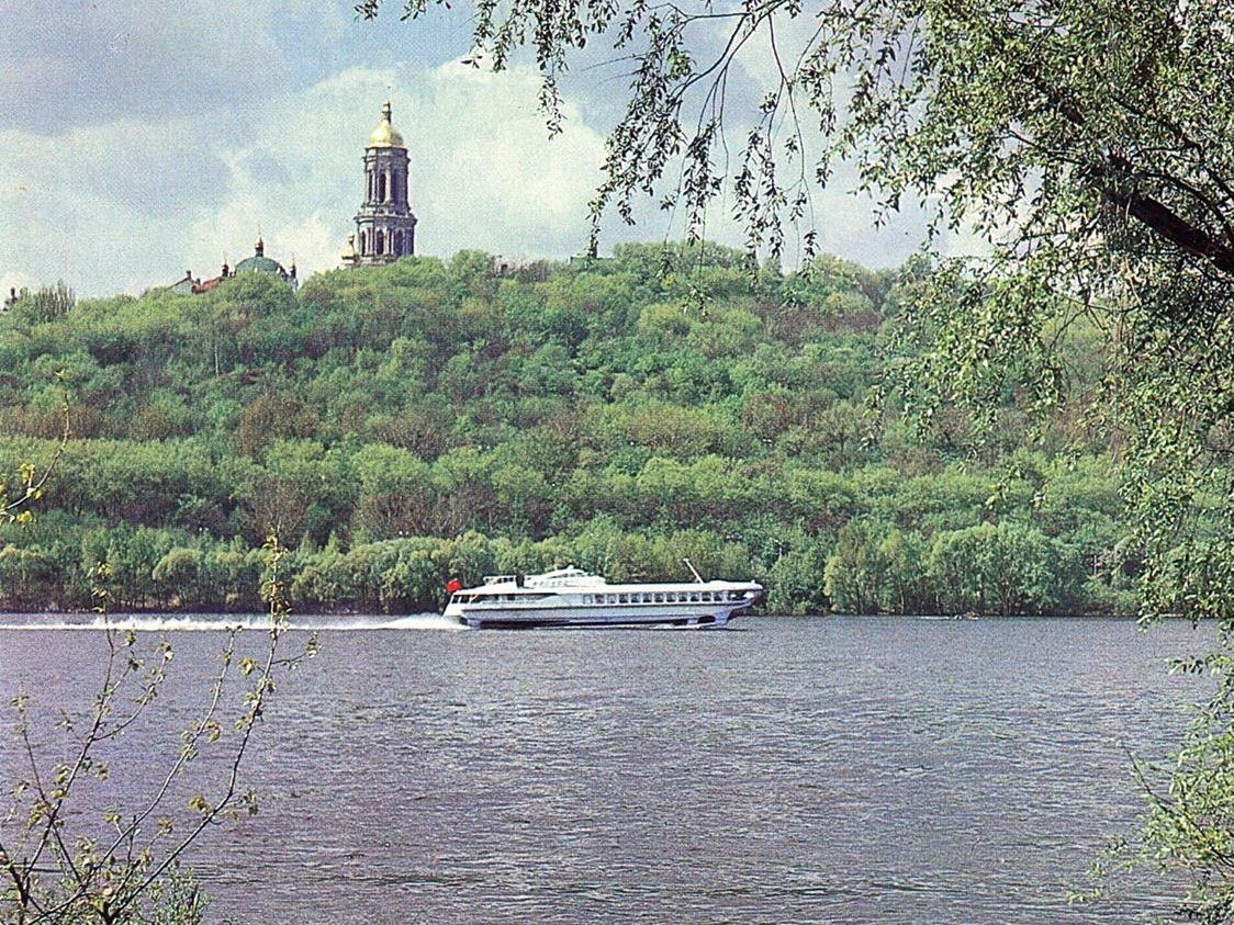 Неопознанное судно - тип Ракета. Книги, фотоальбомы и периодические издания