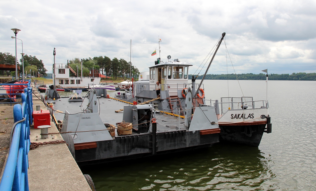 LT-B-630, Sakalas