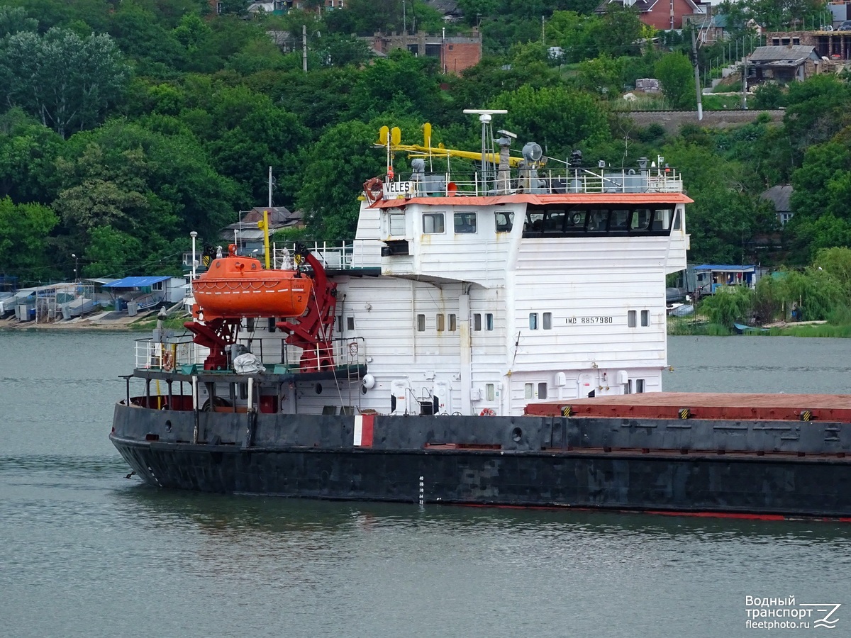 Veles. Vessel superstructures