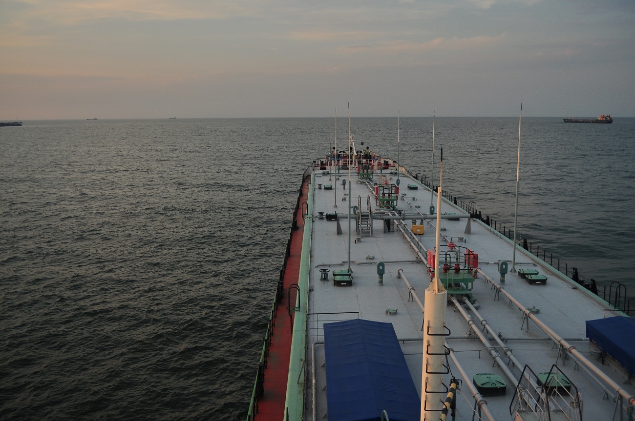 Волга-Флот 4. View from wheelhouses and bridge wings