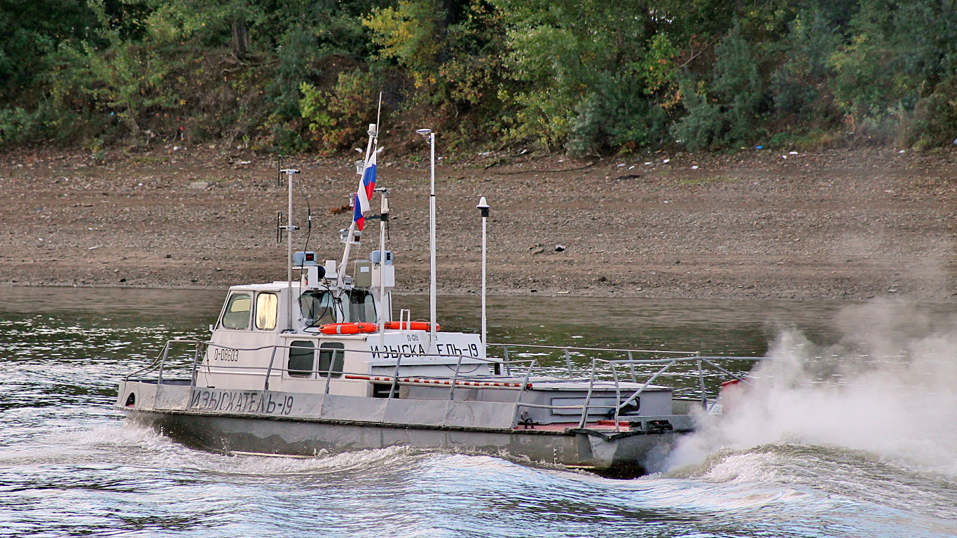 Изыскатель-19