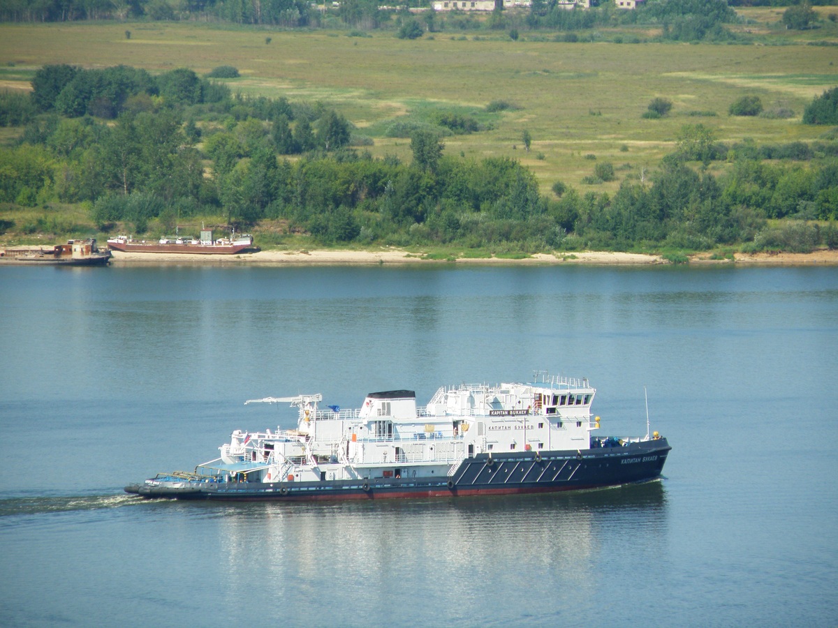 Капитан Букаев