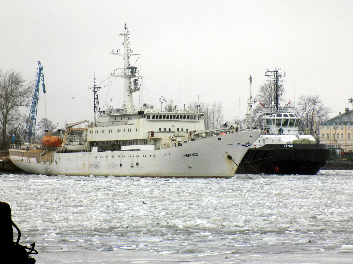 Сибиряков