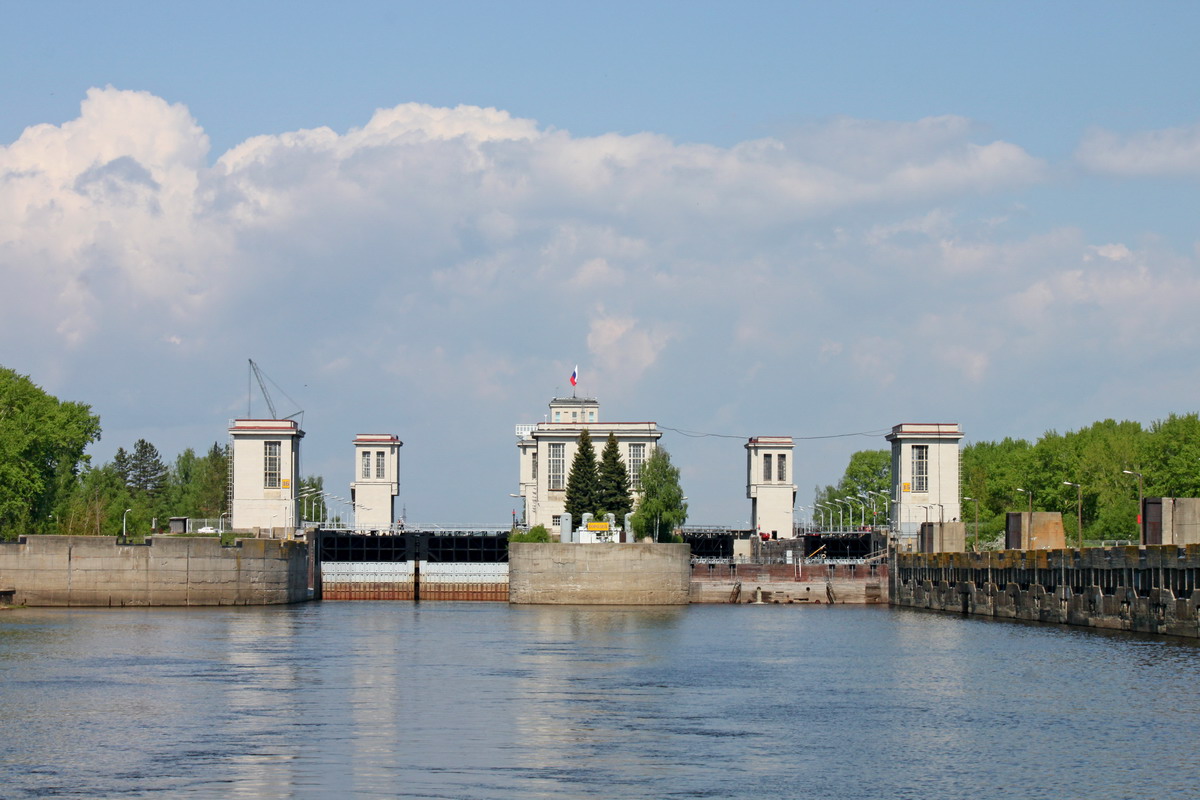 Городецкий гидроузел (шлюзы №№ 13/14 и 15/16)