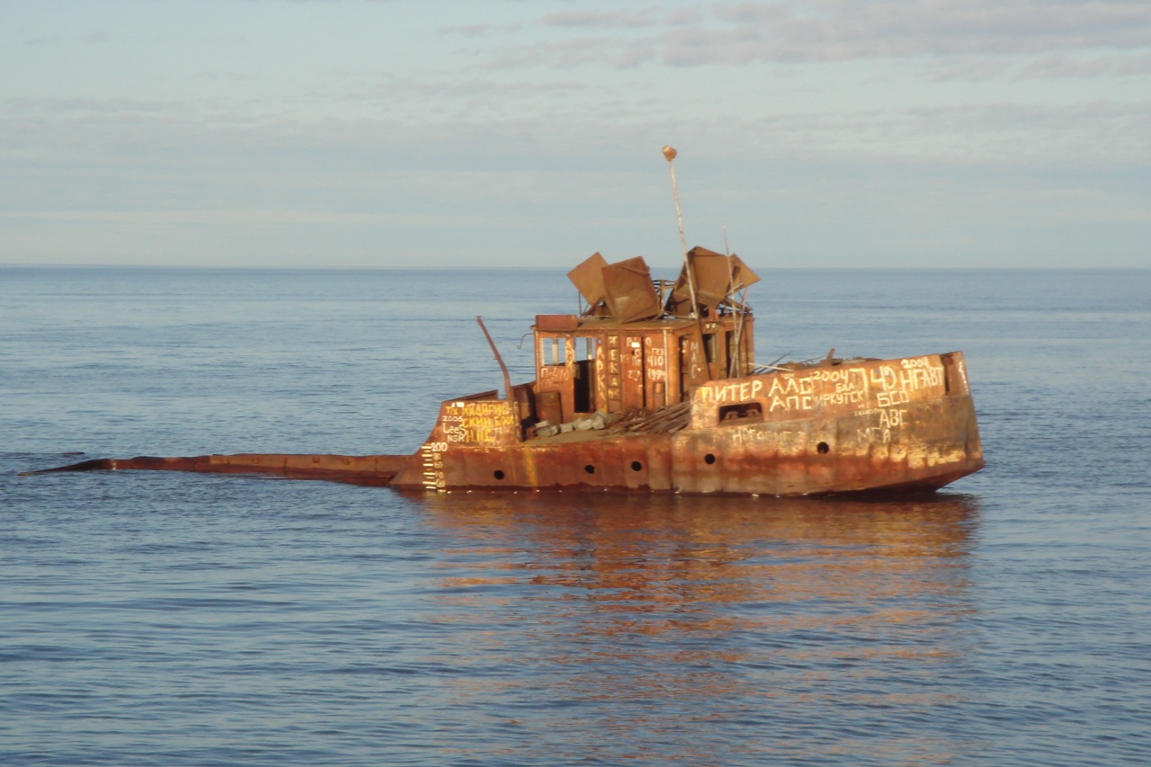 Unidentified ships
