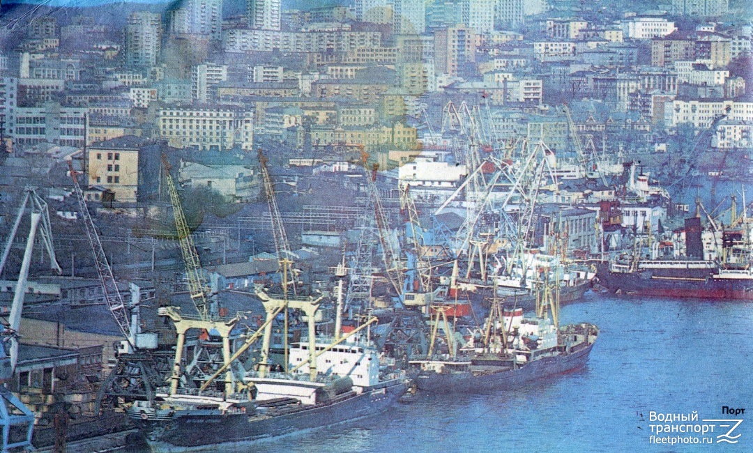 Виталий Кручина. Книги, фотоальбомы и периодические издания, СССР