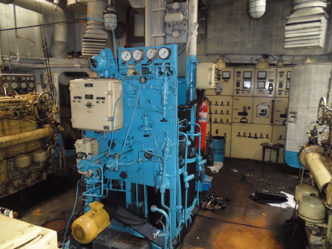 РТ-665. Engine Rooms