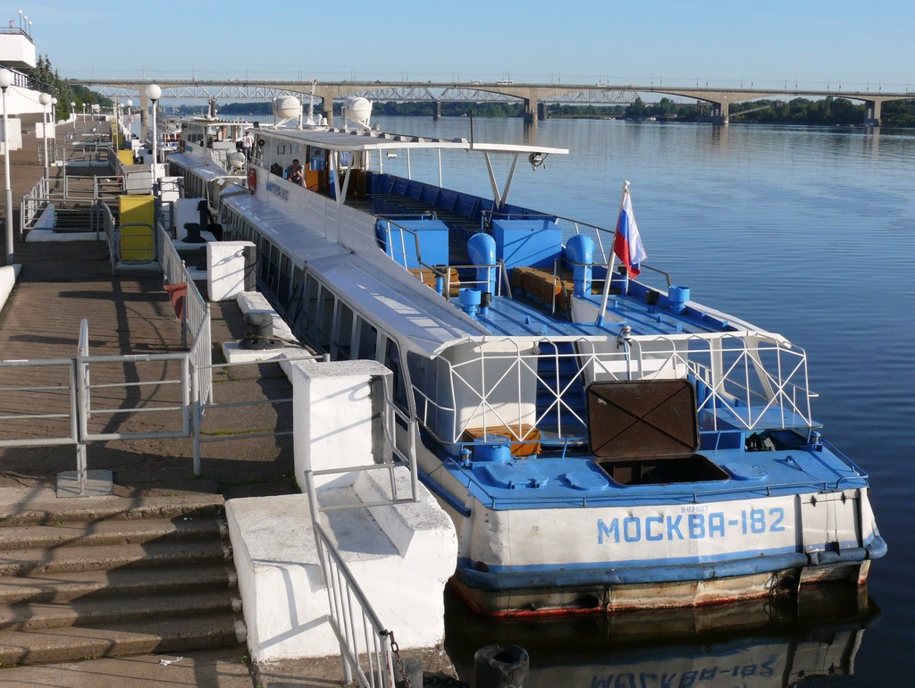 Москва-182