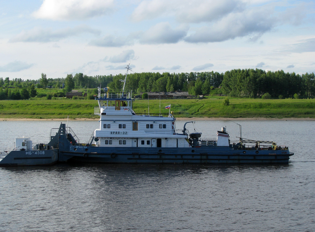 Урал-32
