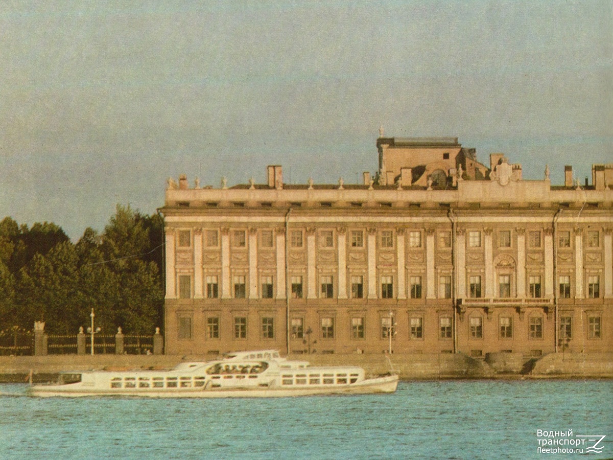 Неопознанное судно - проект 564К, тип Ленинградец. Книги, фотоальбомы и периодические издания