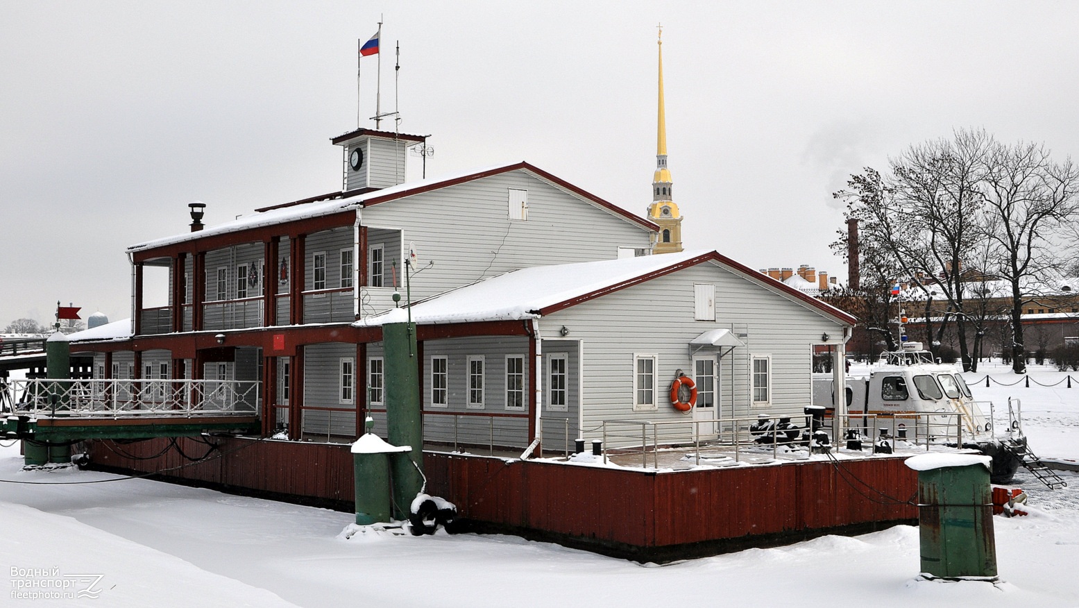 Дебаркадер №863
