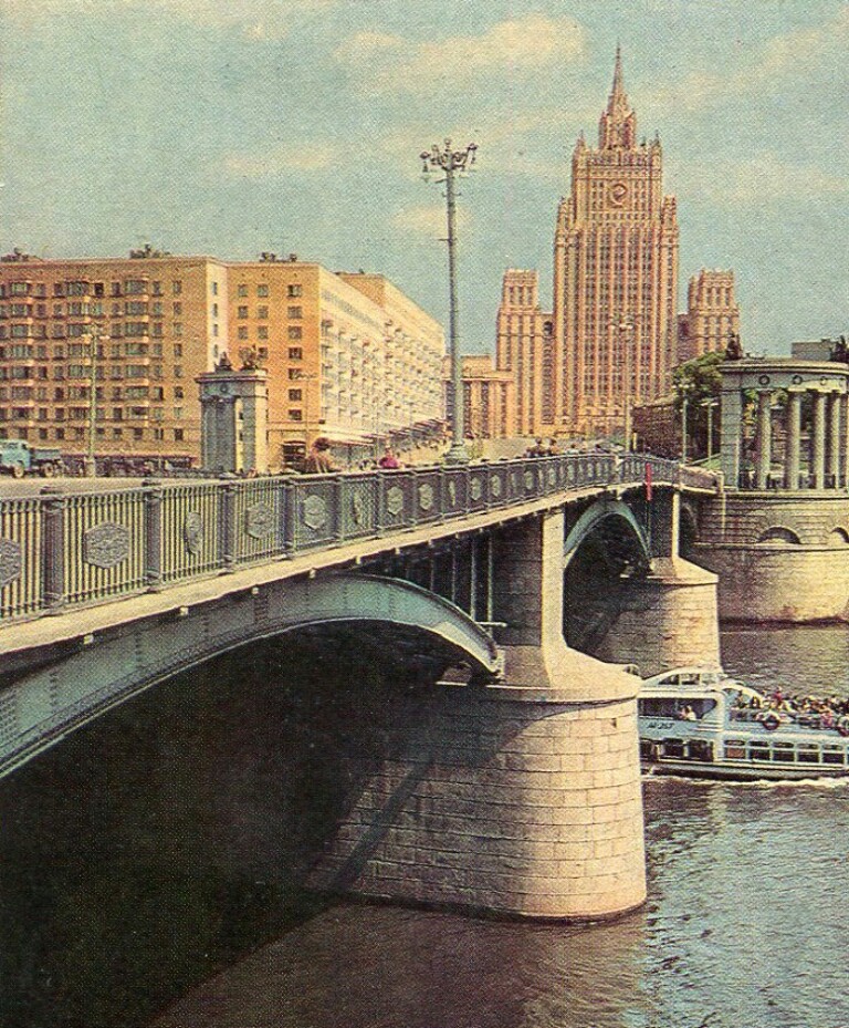 Река Москва, Книги, фотоальбомы и периодические издания