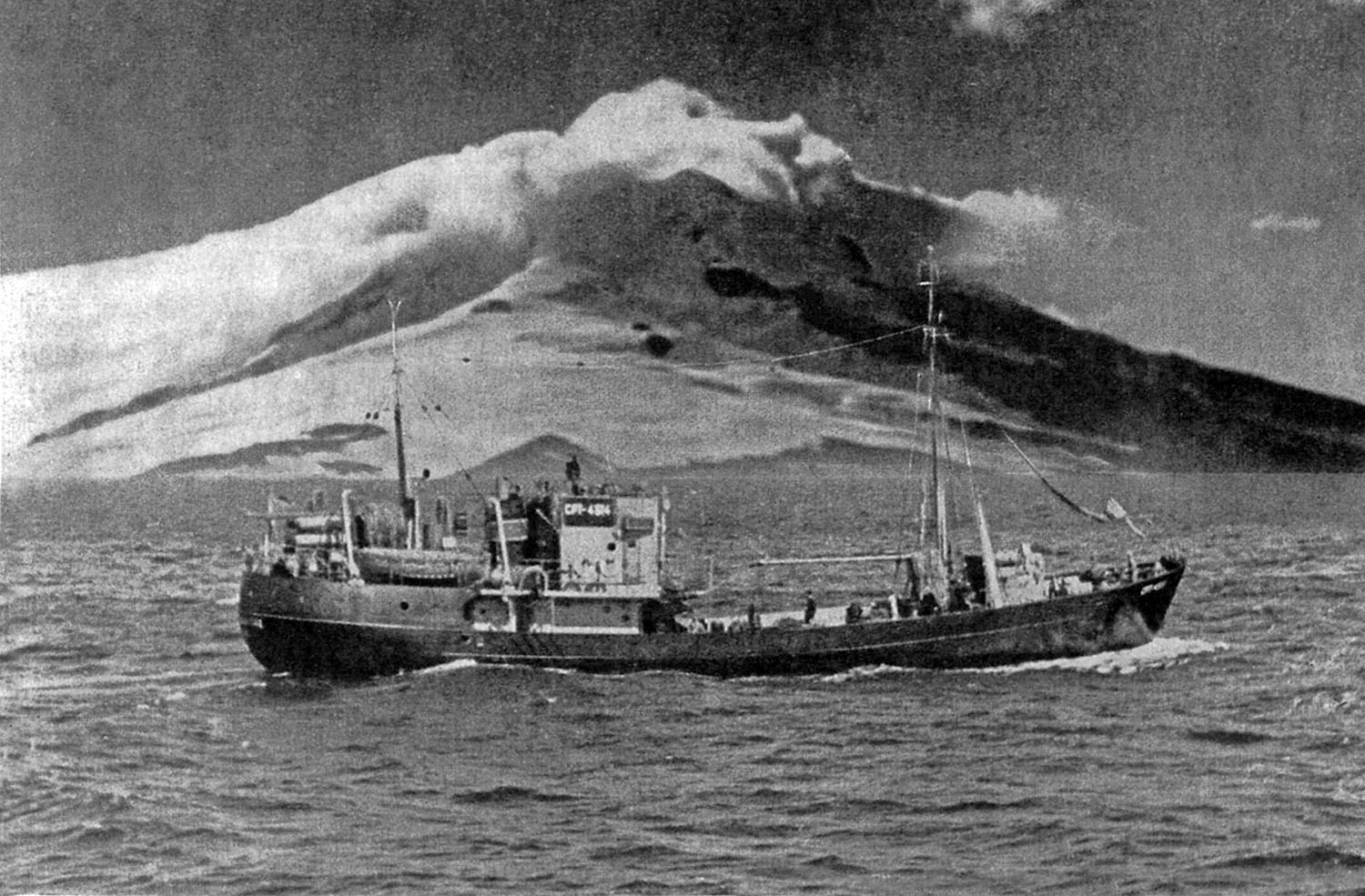 СРТ-4514 Борисов. Книги, фотоальбомы и периодические издания