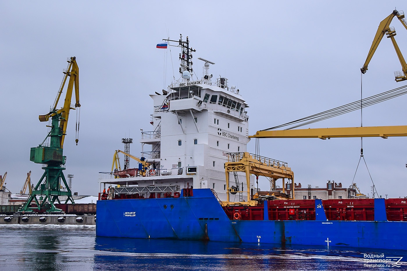 BBC Bangkok. Vessel superstructures