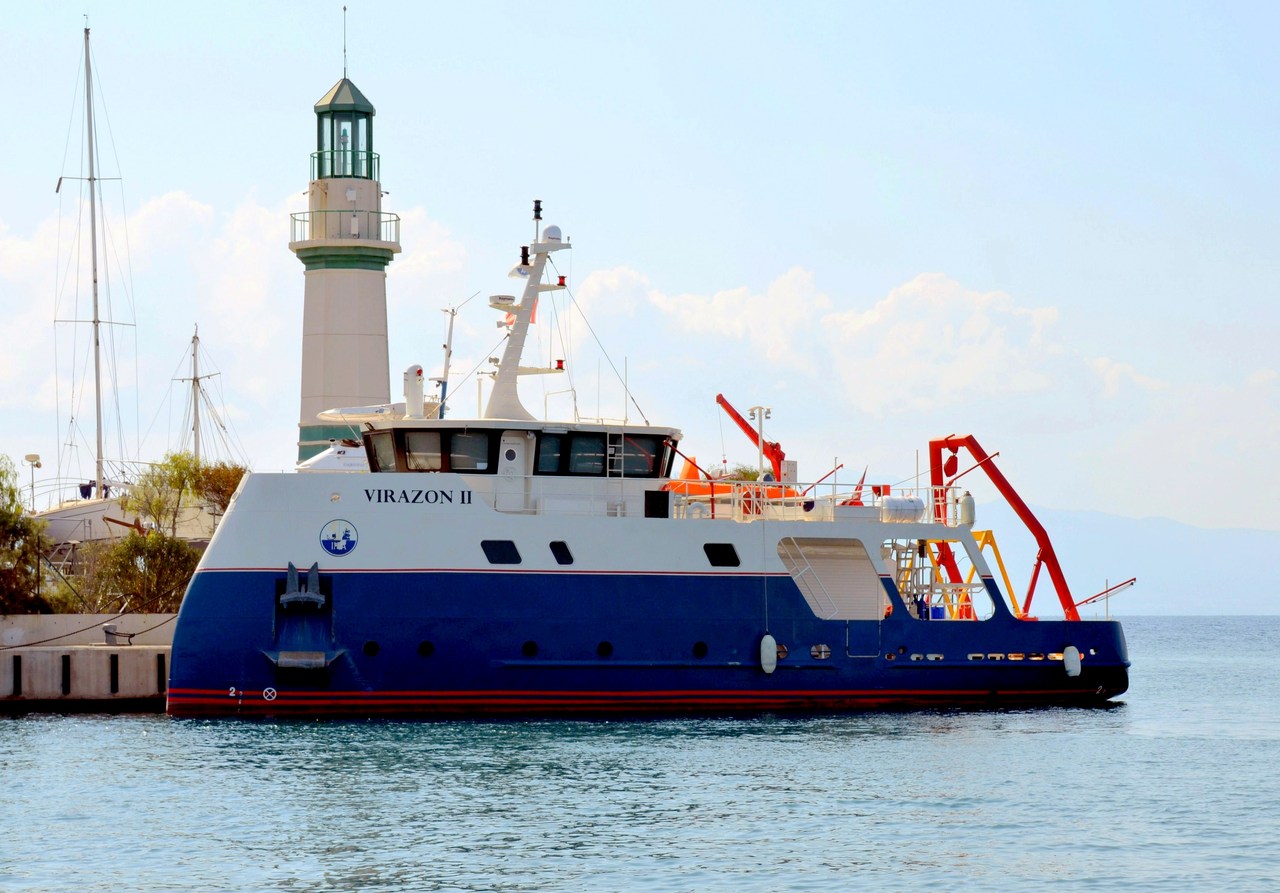 Virazon II. Lighthouses